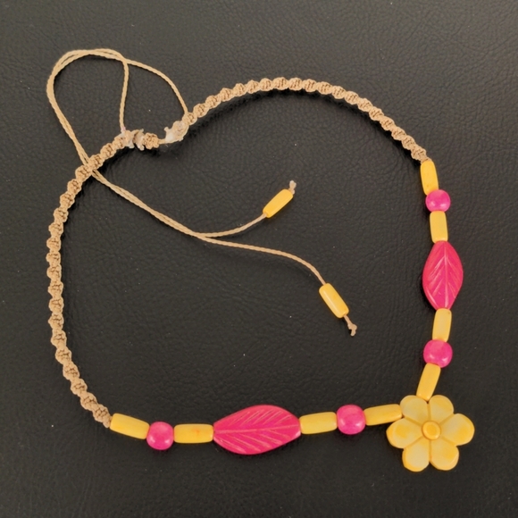 Vintage handmade vibrant floral bakelite (?) necklace, 60th style - Picture 6 of 6